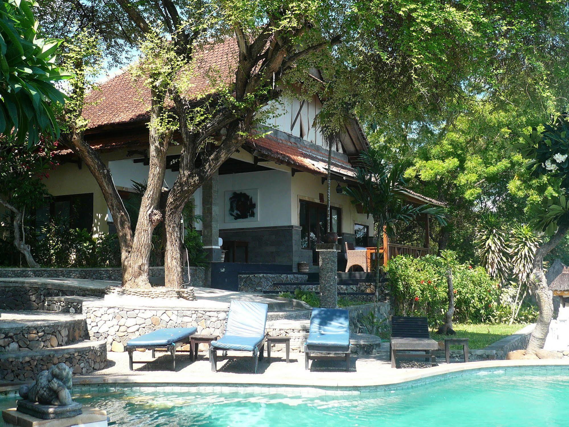 Wawa Wewe II Villas Амед Экстерьер фото